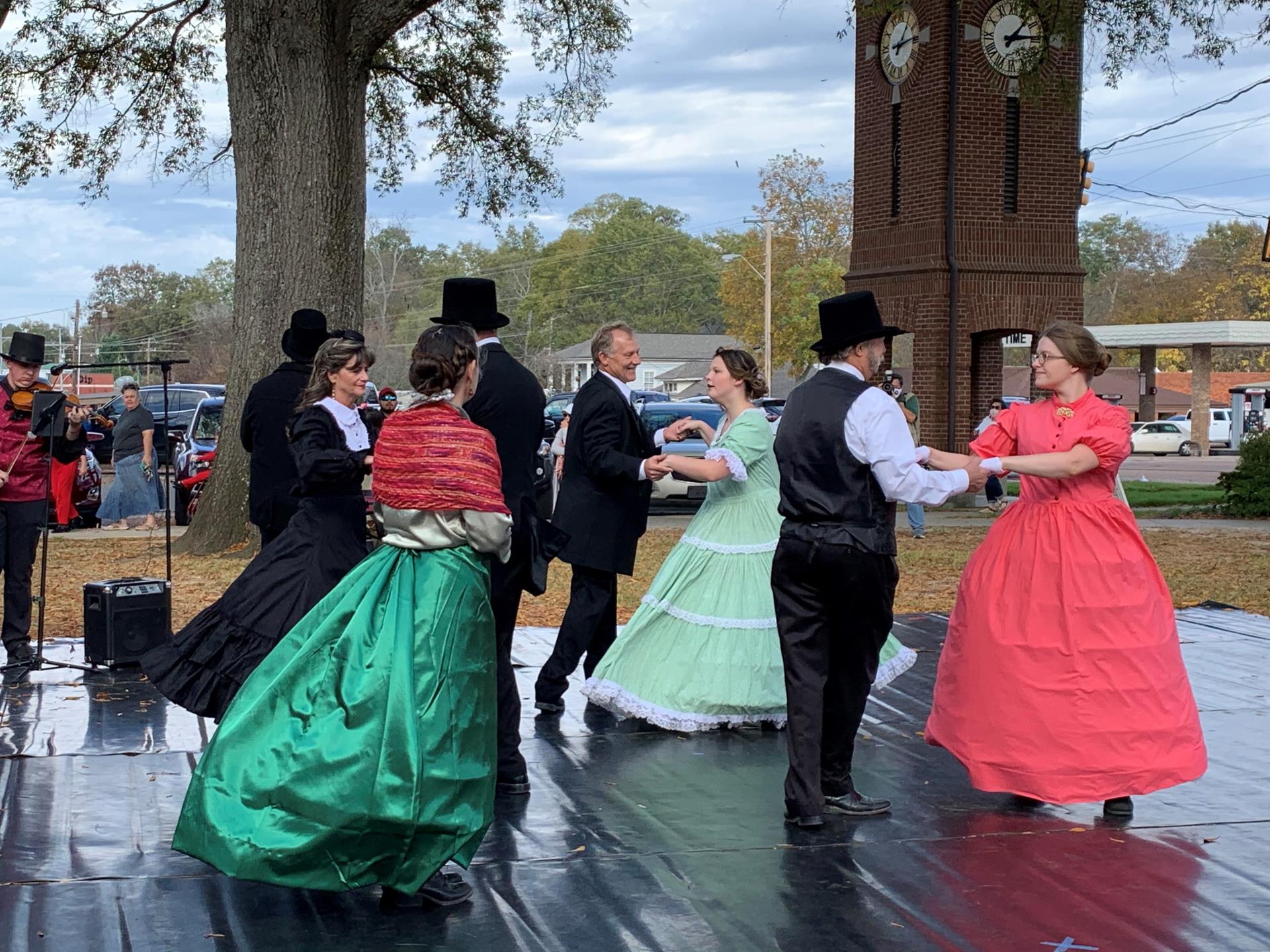 Victorian Dancers